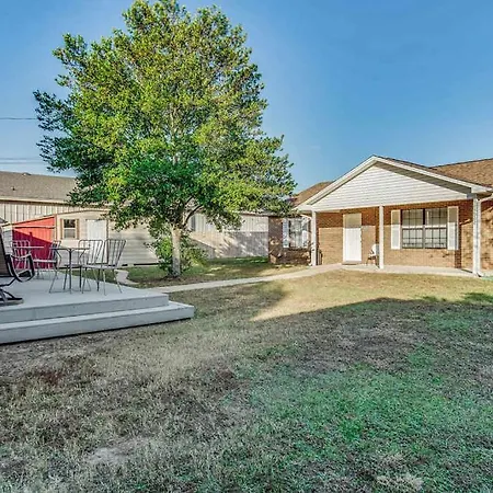 Mins To Beach & Shopping - Quaint Unit In Bellview